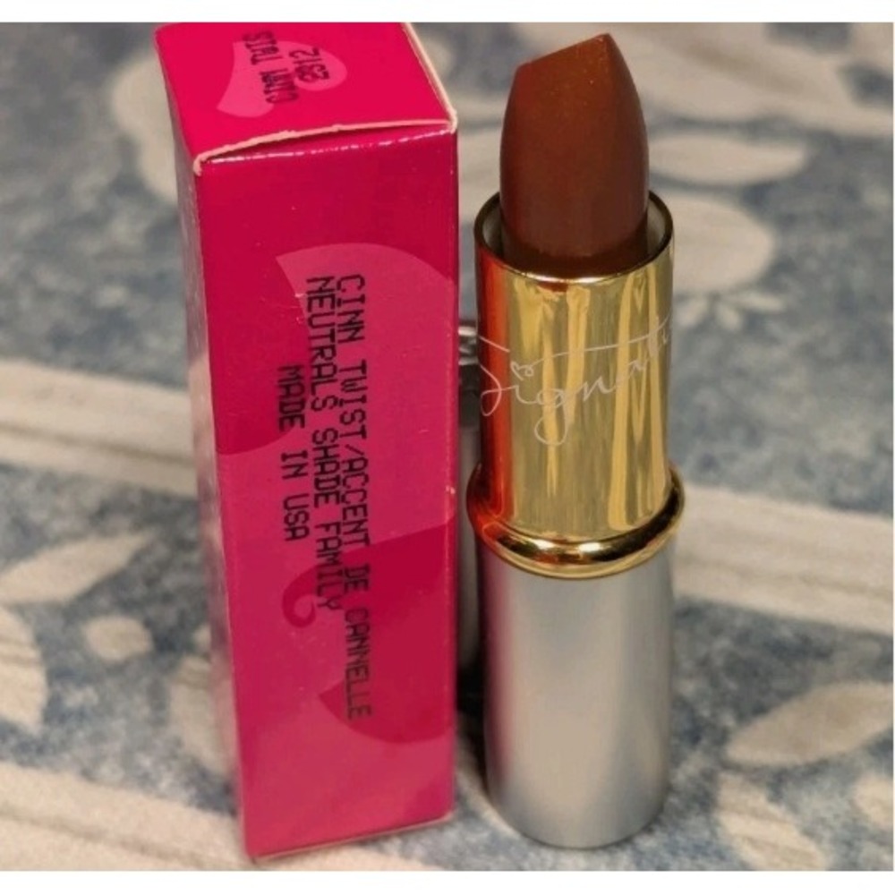 New Mary Kay Signature Creme Lipstick - Cinnamon Twist